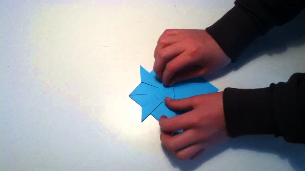 Faire un poisson japonais en origami - Poisson en papier avec nageoires
