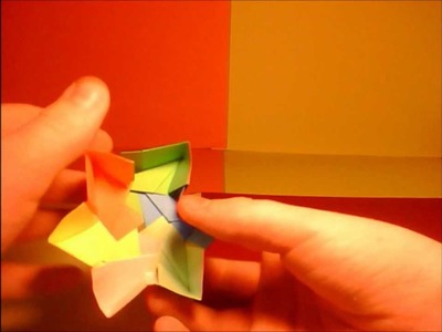 Origami : comment faire une boite en forme d'étoile