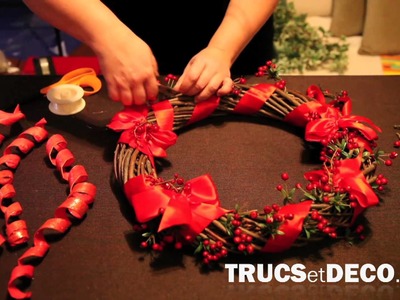 Faire une couronne de Noël - Tutoriel par trucsetdeco.com