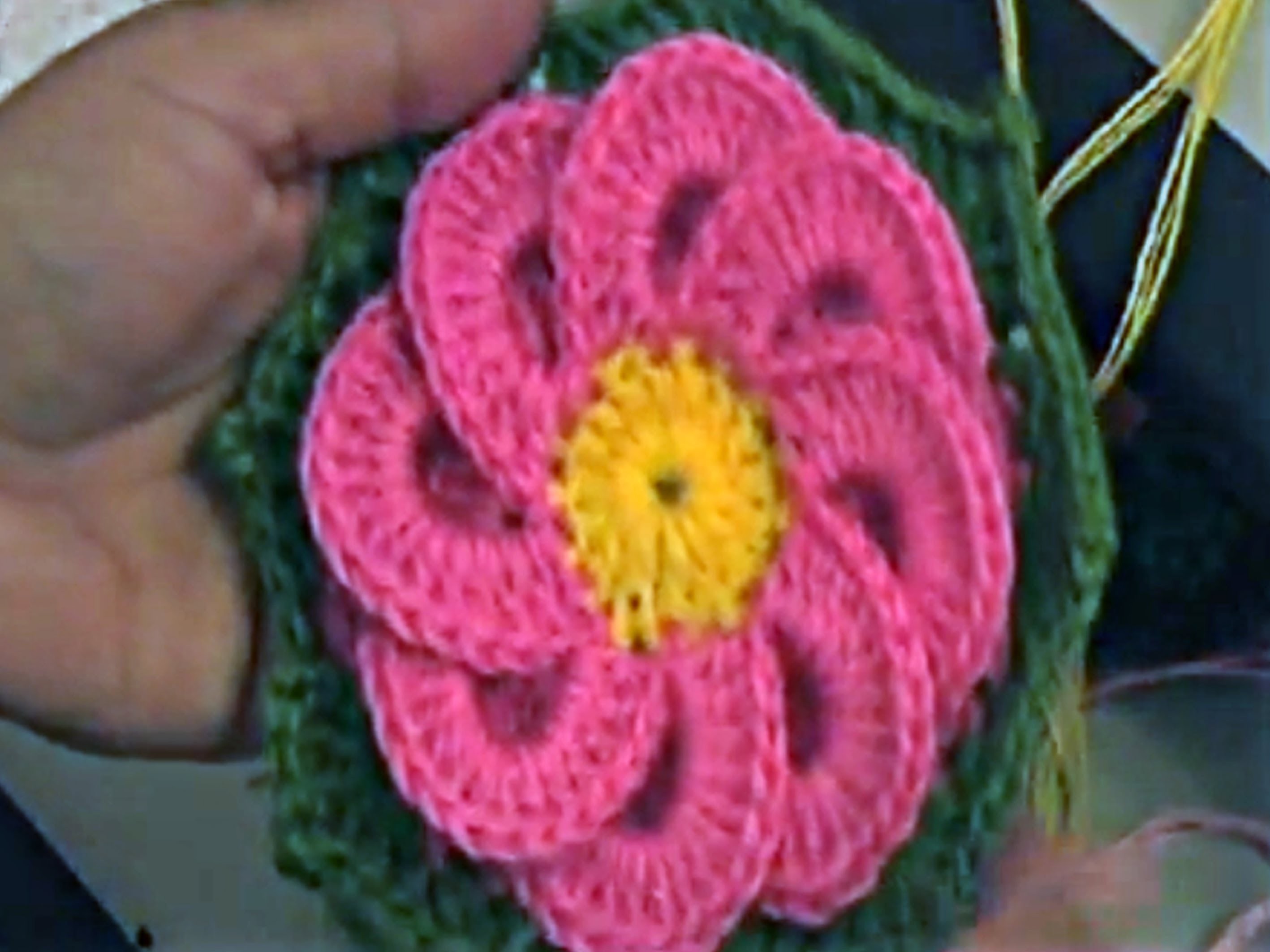 Belle fleur au crochet وردة جميلة بالكروشيه