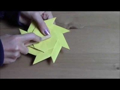 Origami: moulin à vent réalisé à partir d'un frisbee