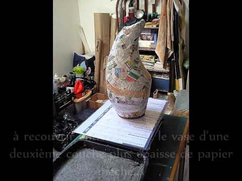 Création d'un vase en papier maché par vabéo.