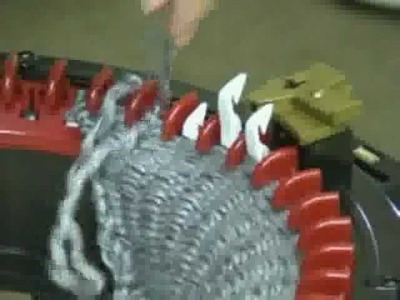 Tricoter à plat avec le tricotin géant Addi Kingsize