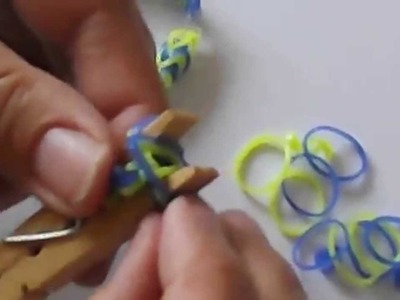 Fabriquez un bracelet Rainbow Loom à l'aide d'une pince à linge