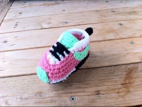 Baskets Nike bébé au crochet 3. Baby sneakers Nike crochet tutorial 3
