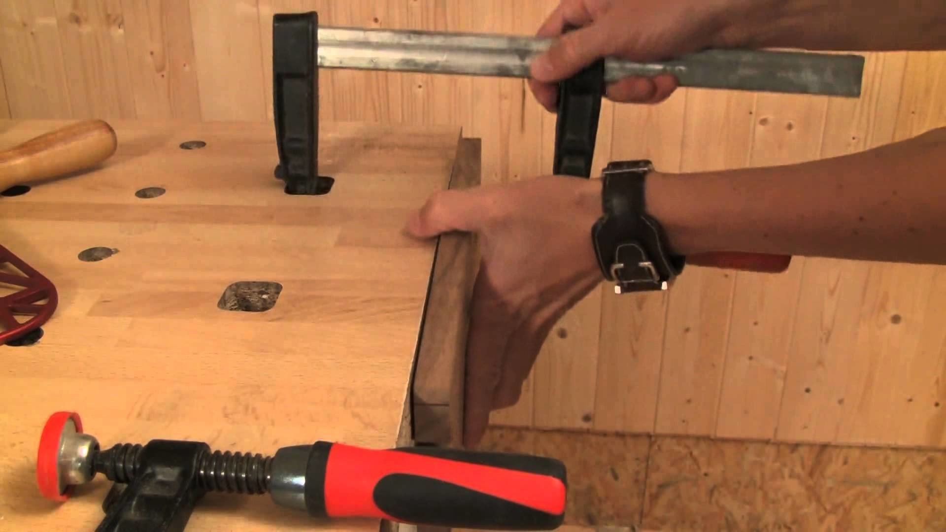 Fabriquer des queues d'aronde avec des outils à main