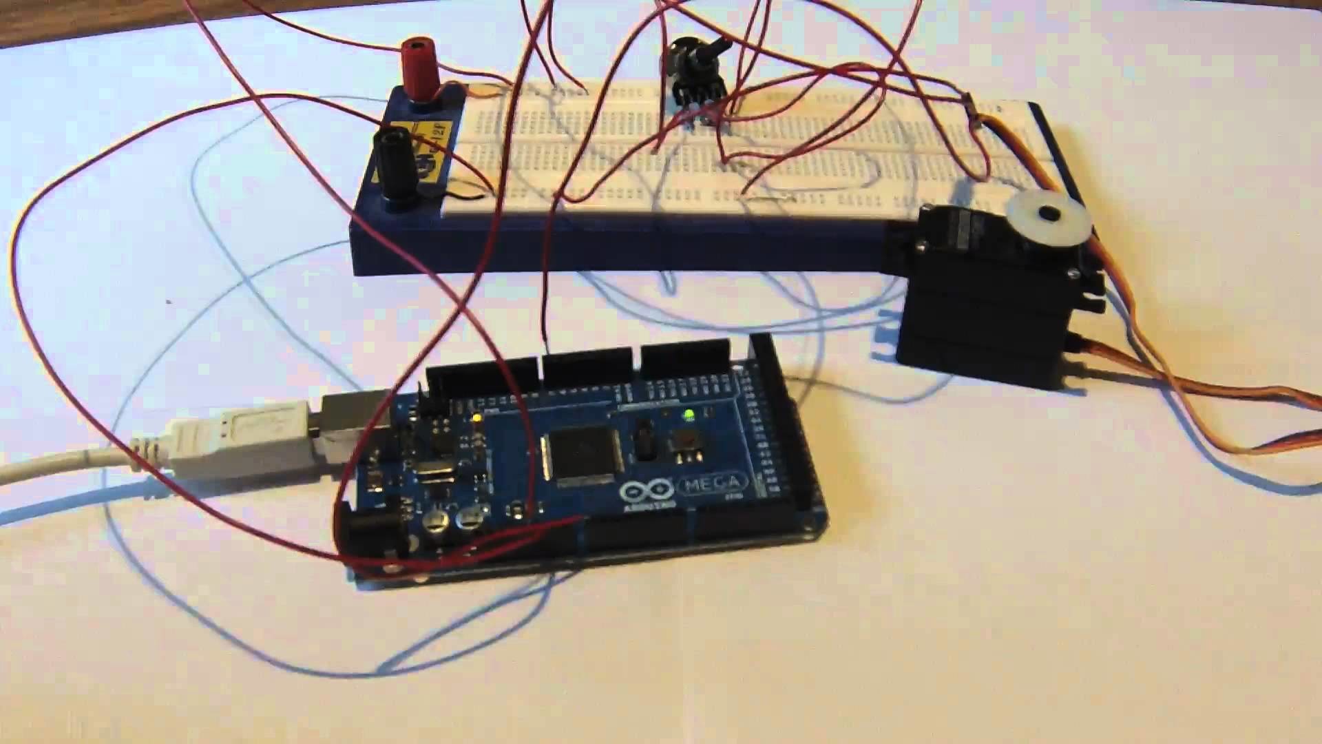 Tutoriel Arduino : Commander un servomoteur [FR]