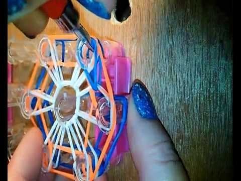 Fleur pour barrette en élastique rainbow loom