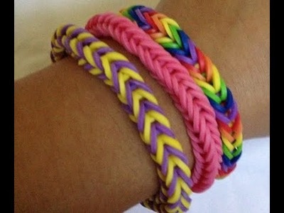 Rainbow Loom Bracelets Normals avec les doigts