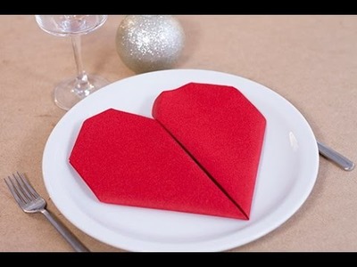 DIY Saint-Valentin : Pliage de serviette en forme de coeur