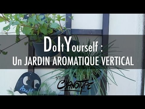Tuto DIY : un jardin d'herbes aromatique pour balcon  | Studio Cyanotype