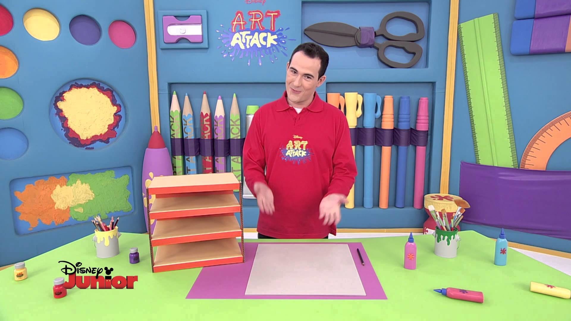 Art Attack - Technique du range papier - Disney Junior - VF