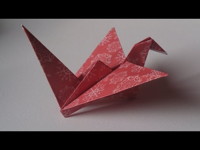 Origami ! L'oiseau qui bat des ailes.
