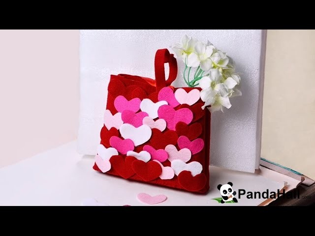 Vidéo 12 DIY un cadeau pour la fête des Mères-faire un sac à main avec coeurs feutrés à la maison