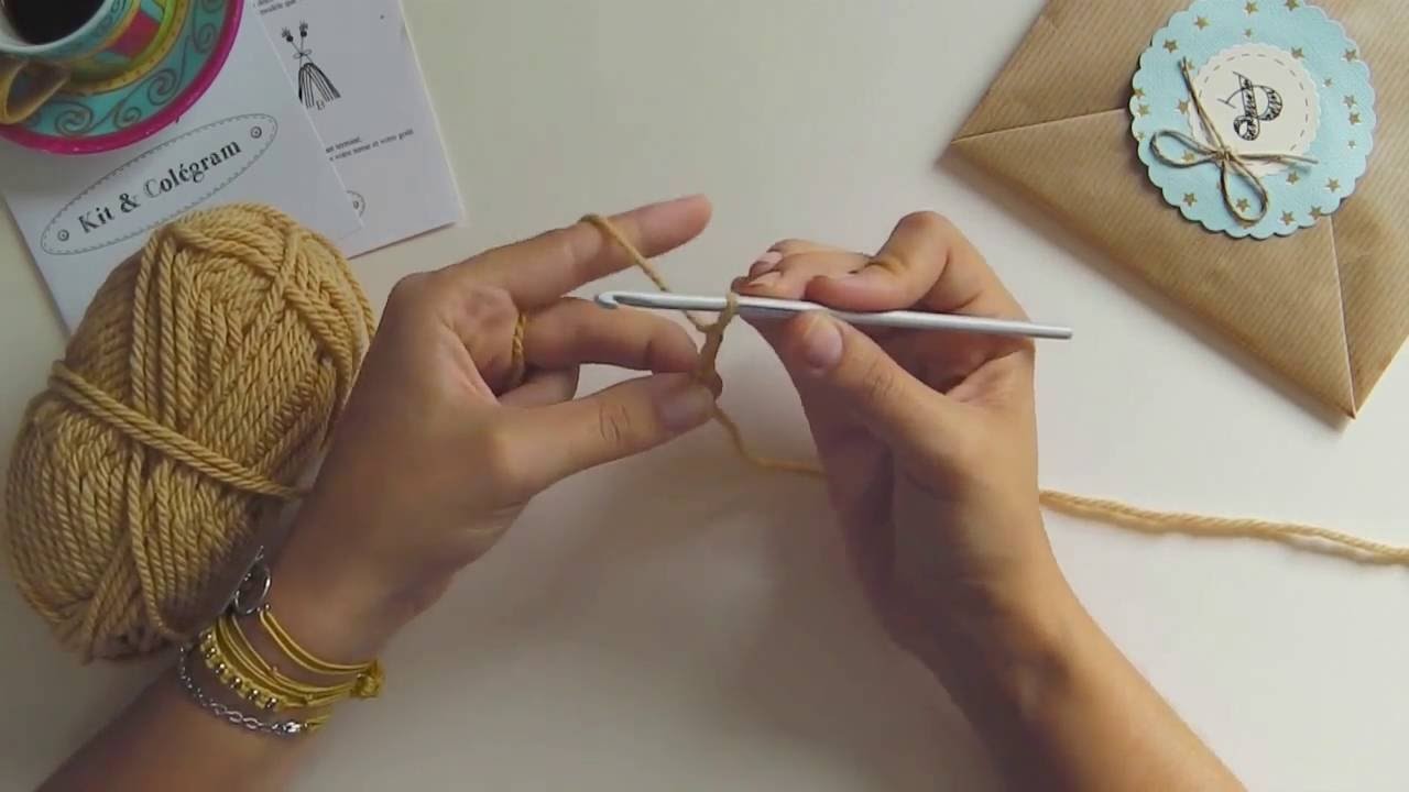 Tuto Crochet: Chaînette (ou maille en l'air) avec Kit & Colégram