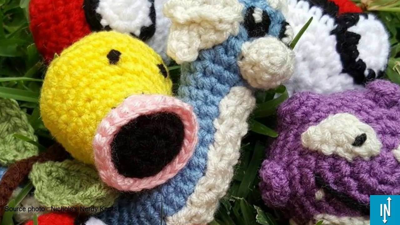 Une Américaine tricote des peluches Pokémon et les cache près des Pokéstops