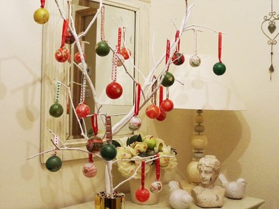 Fabriquer un calendrier de l'avent DIY en arbre avec boules de noël