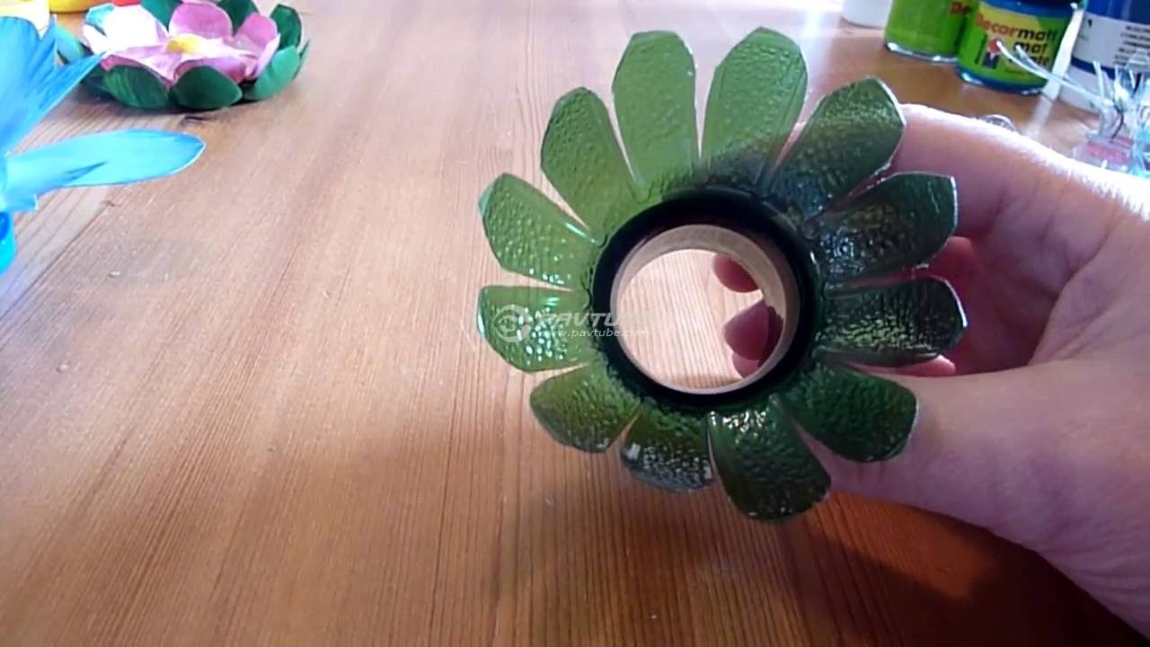 Fabriquer des fleurs avec des bouteilles en plastique