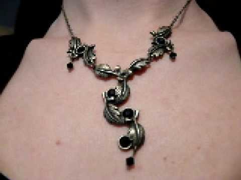 Bijou médiéval collier Syl'Va-Nhia. www.piercings-bijoux.com