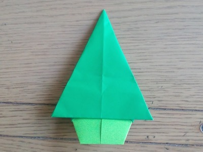 Origami facile : sapin de Noël (christmas tree by Alexandre 6 ans)