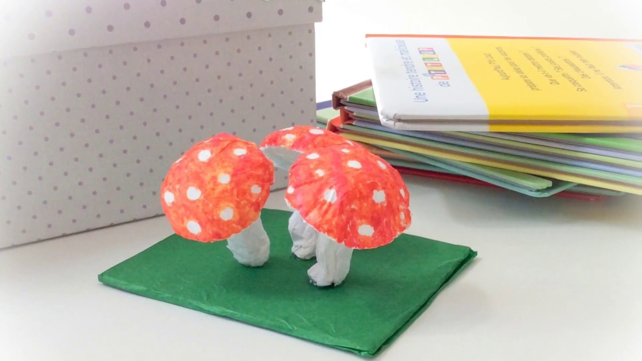 DIY Déco Champignons. Make the paper mushrooms.