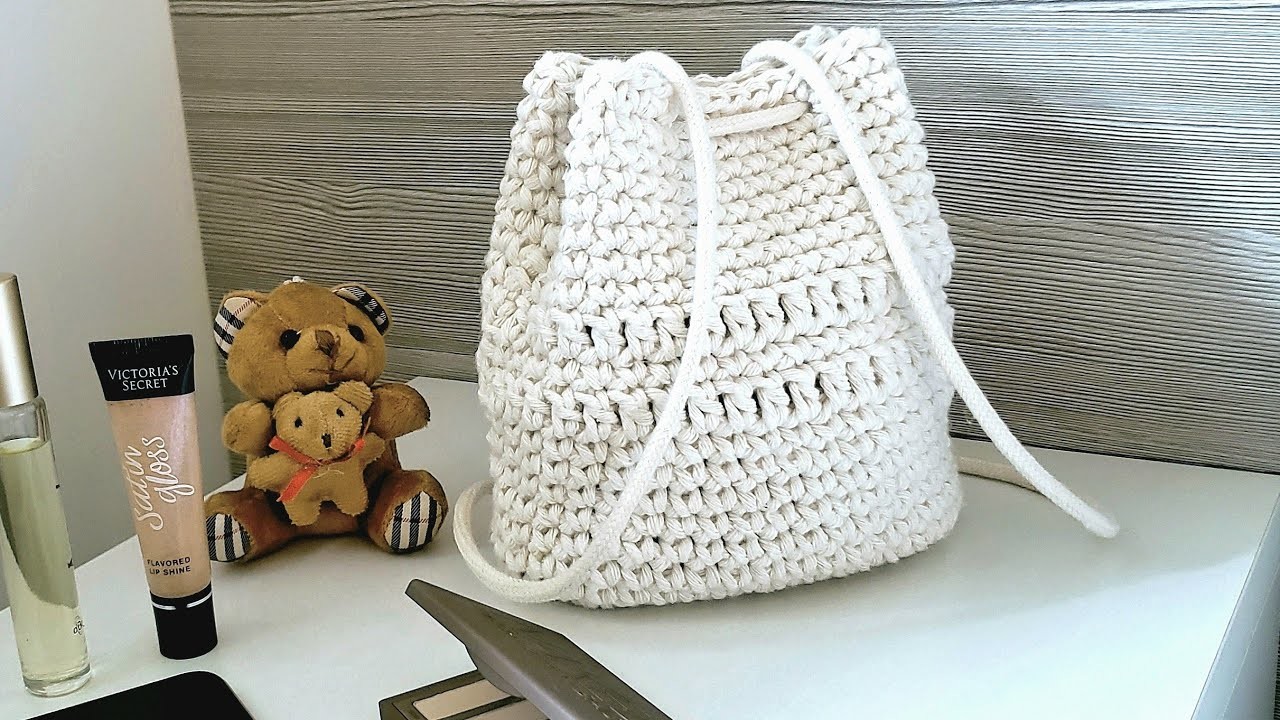 Mochila Bolsa Infantil de Crochê Com Barbante - Tutorial de Crochê - Crochet Backpack For Kids - DIY