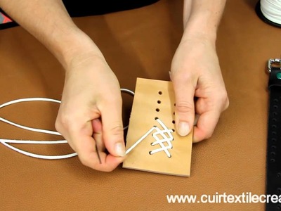 Réaliser un tressage à plat sur un bracelet en cuir - www.groupedargent.com