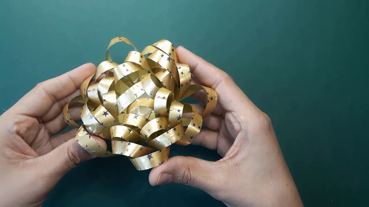 Comment faire une étoile pour emballage cadeaux, how to make a star for gift wrapping