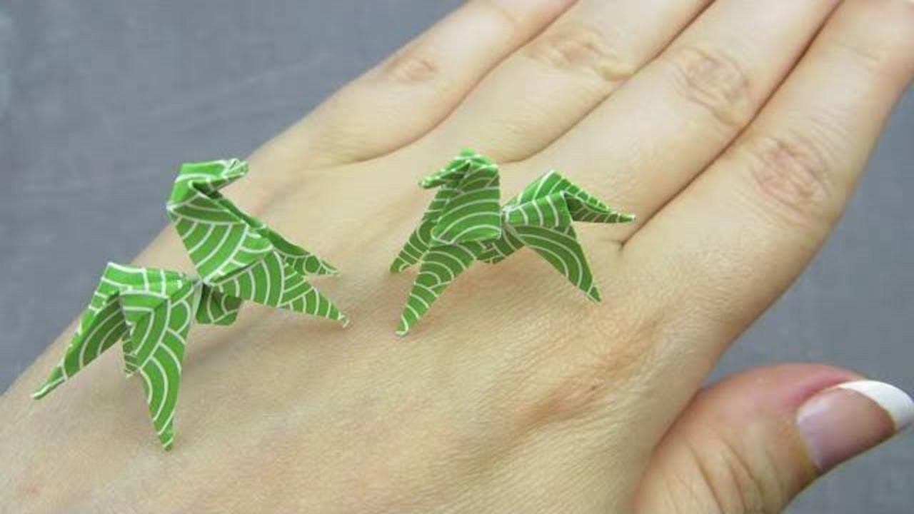 CHEVAL EN PAPIER ORIGAMI FACILE