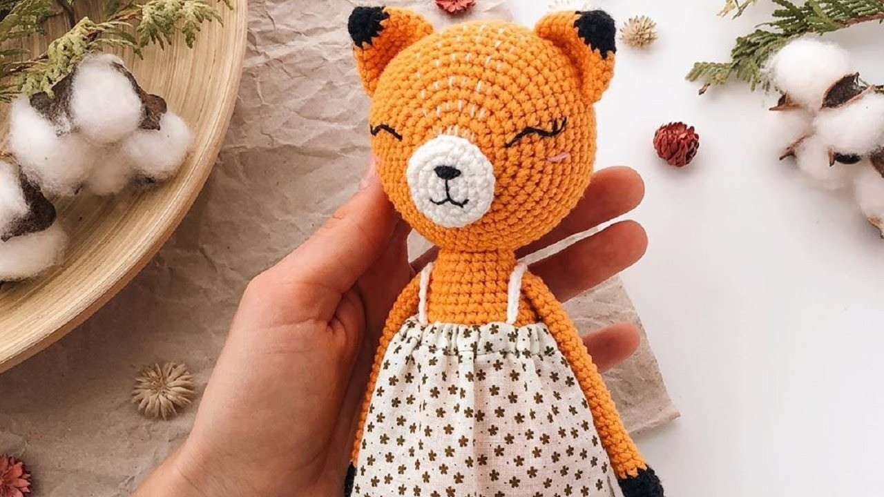 Amigurumi fox Free crochet pattern