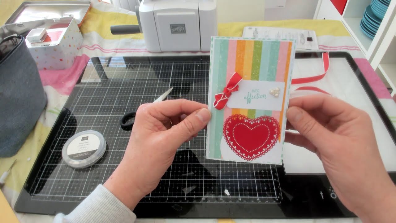 TUTO CARTE RONDE ET GAI, SCRAPBOOKING