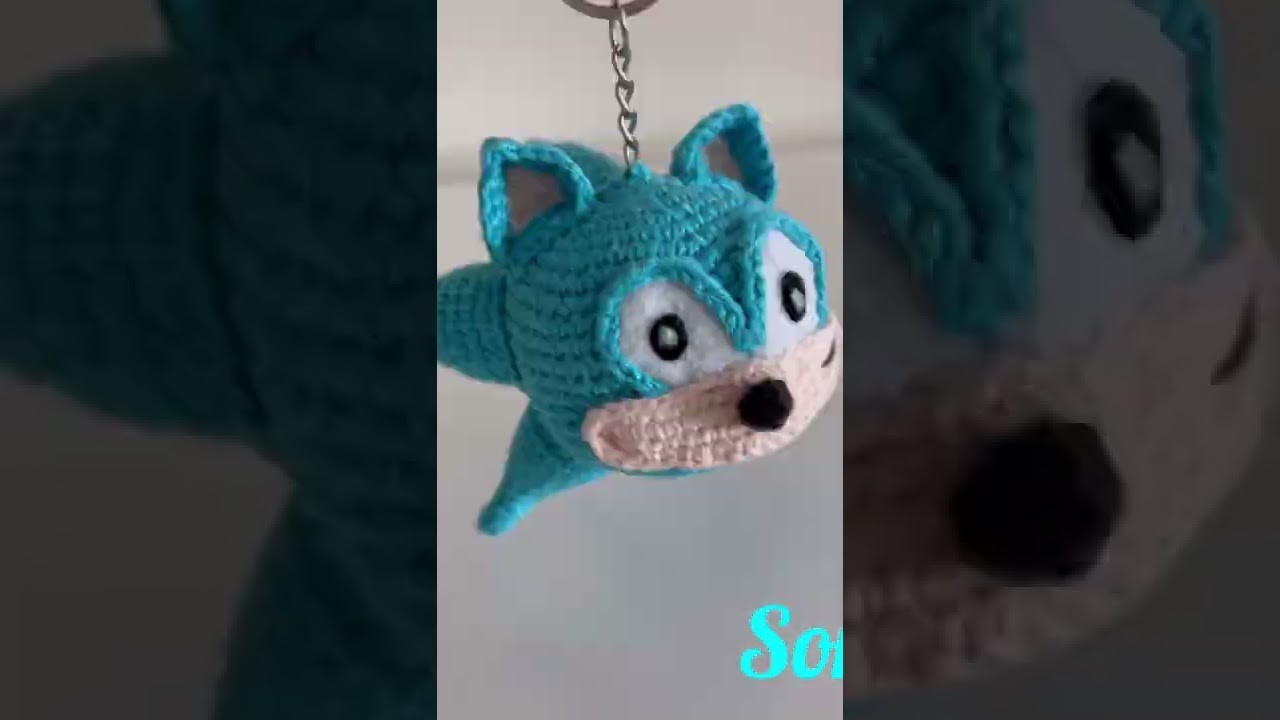Amigurumi sonic keychain crochet free pattern