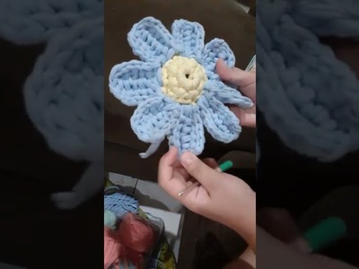 Pemula Crochet T-Shirt yarn Daisy Flower