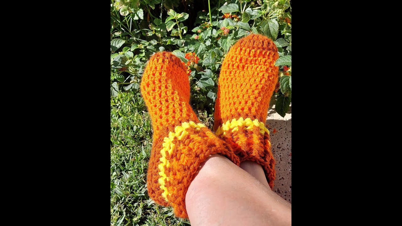 Pantumedias Crochet Socks