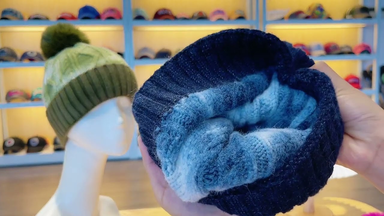 Caps