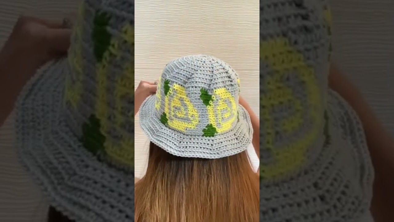 Crochet Hat Pattern | Roses Print Hat