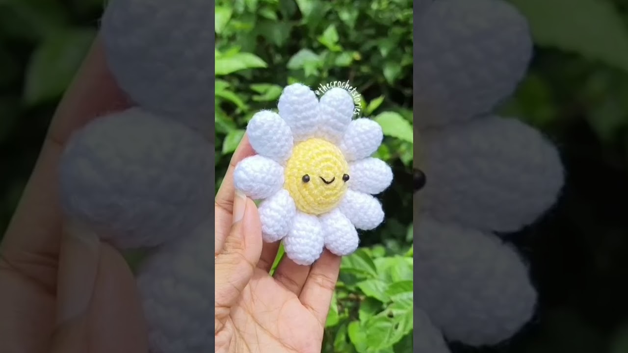 Crochet daisy