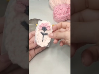 Crochet pink hair clip