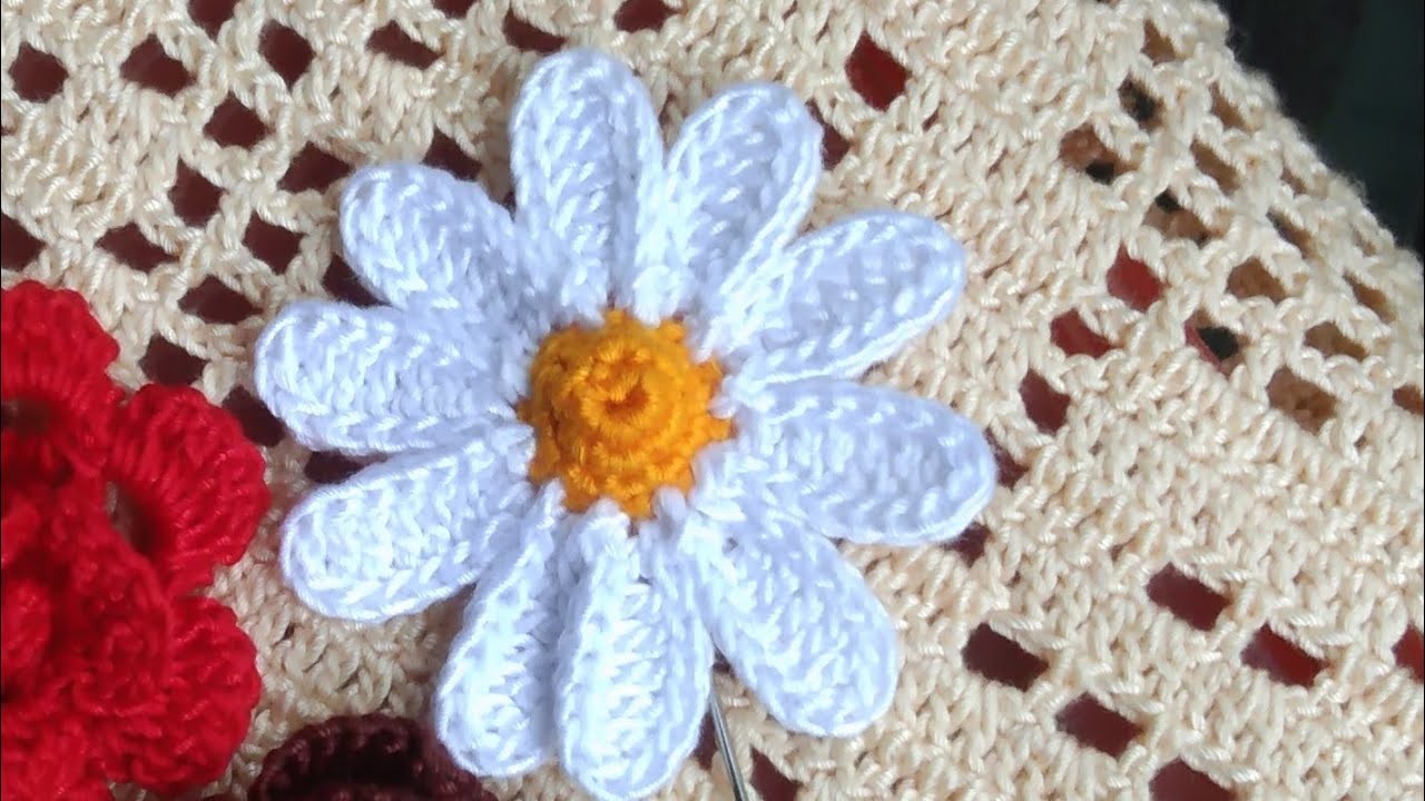 Crochet Daisy flower.কুশিকাটার ফুল