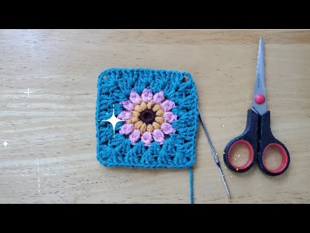 Carré granny au crochet-Learn how to crochet this beautiful granny square style in just 10 minutes!